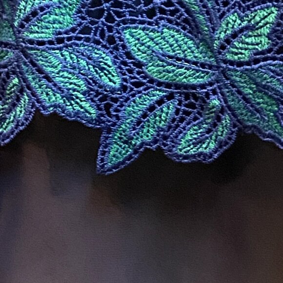 Jenn On Off Shoulder Garden Embroidered Lace Ruffle Cropped Blouse Top L 42 - Picture 8 of 12